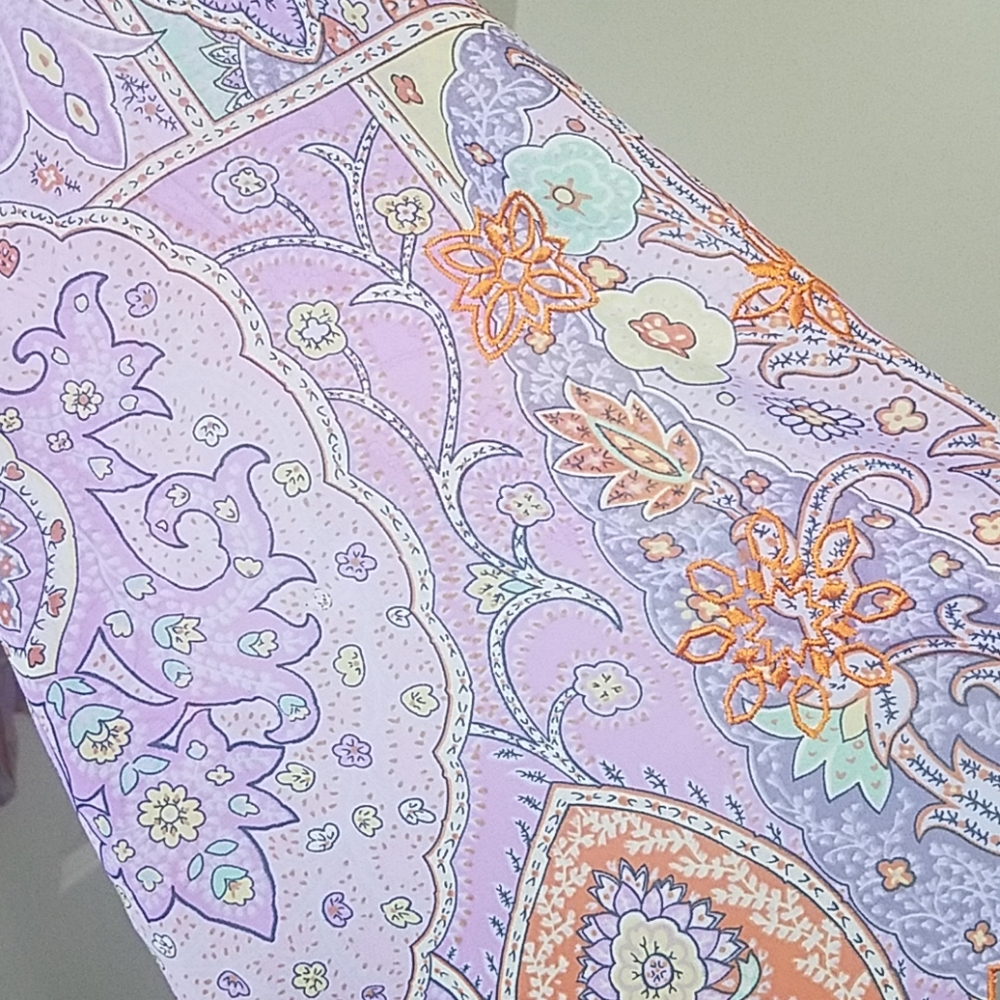 Victoria's Secret Scalloped Top size M - Picture 3 of 6